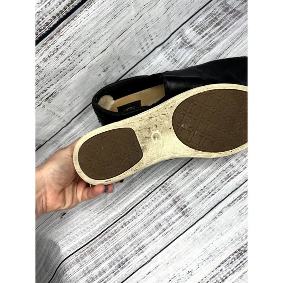 UGG Kitlyn Black Leather Slip On Loafer Shoes Women's 9 - Picture 4 of 4